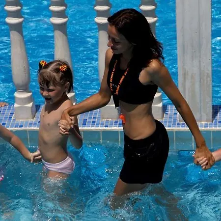 Apart Otel Dolphin Family Hotel